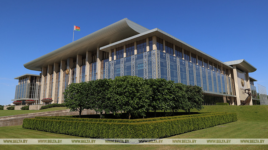 «Сильный Президент, влиятельный парламент...» Правовая формула определена в Беларуси